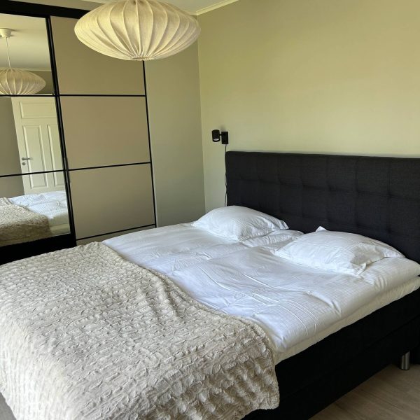 1d2d89d5-19ca-4494-883a-0c645f124dcd