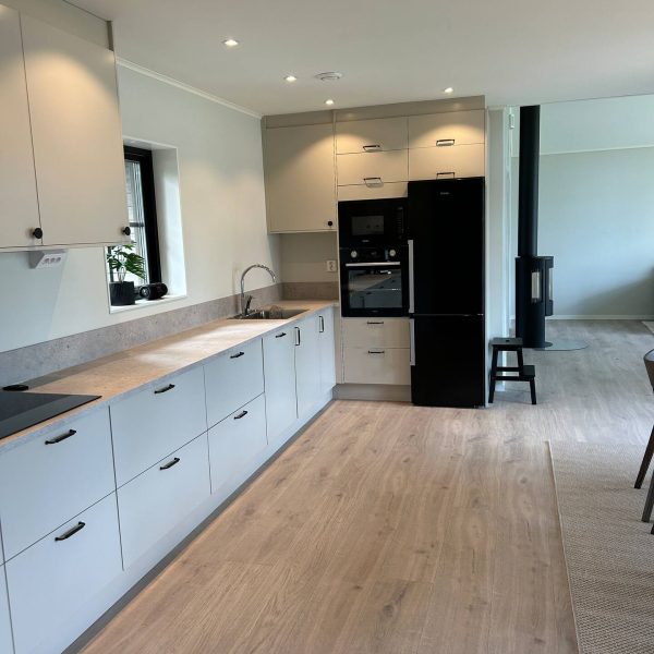 4270b506-ea7f-4223-b5f2-f605315314df