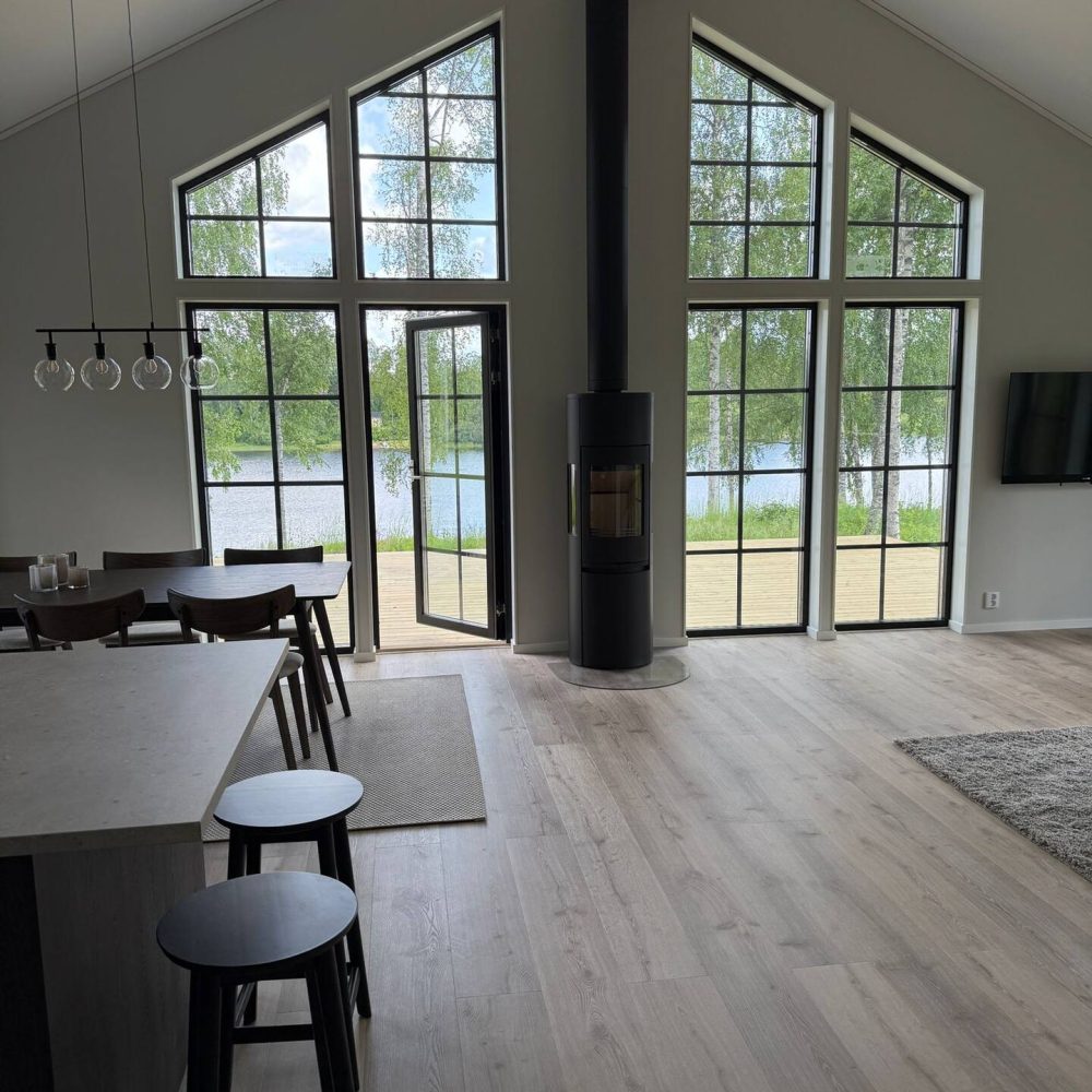 d98b2942-1012-4841-90d8-d6446f041ae5